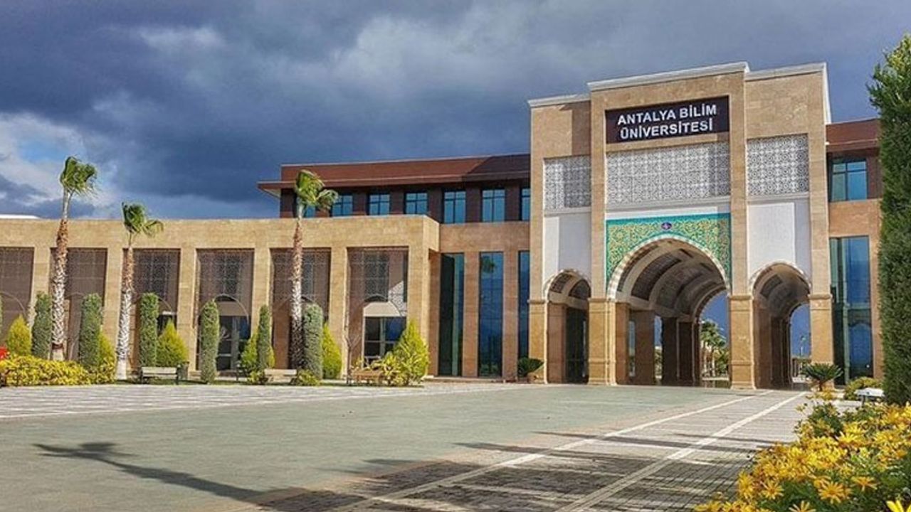 Antalya Bilim Üniversitesi 15 Akademik Personel alıyor