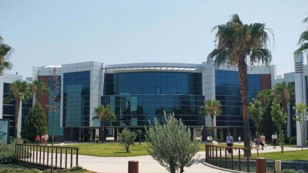 İzmir Bakırçay Üniversitesi 23 Öğretim Görevlisi alacak