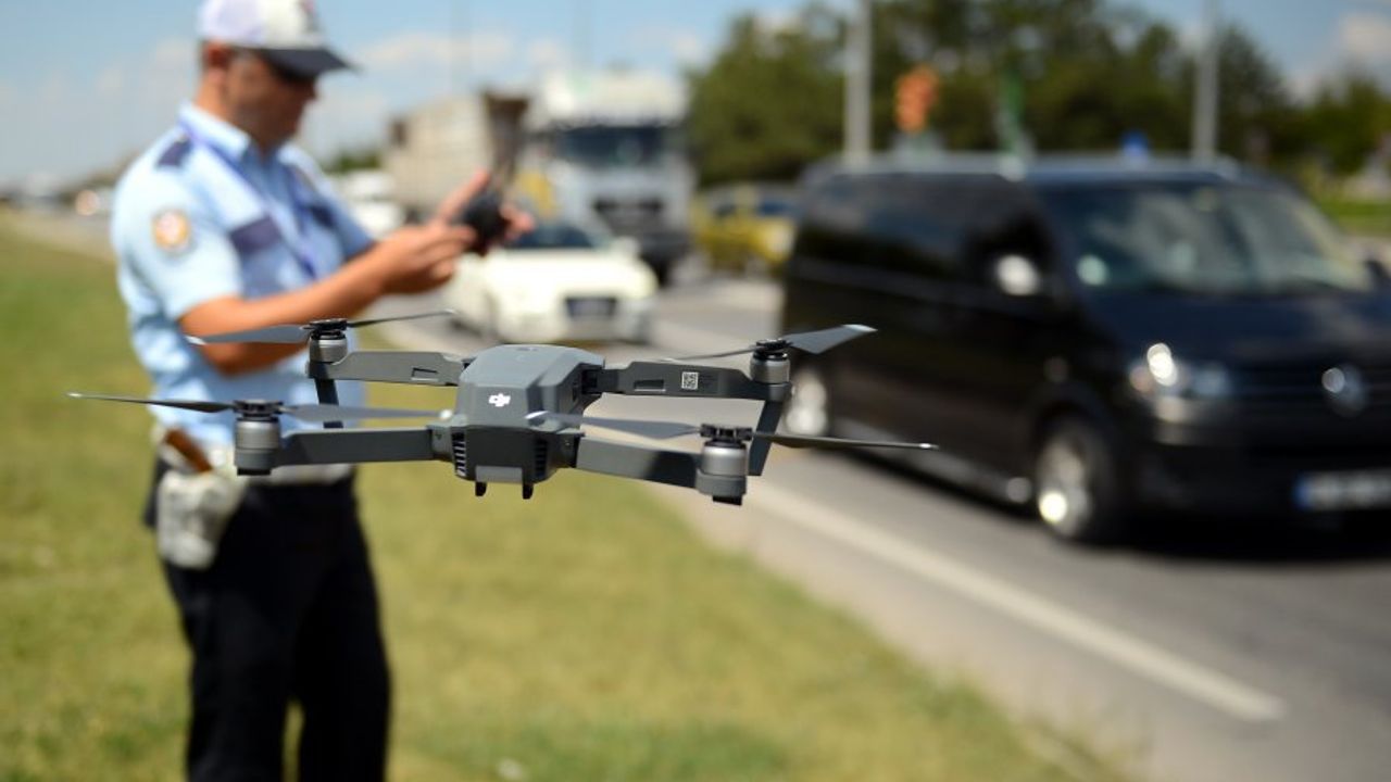 Bayram trafiğine dronelu denetleme