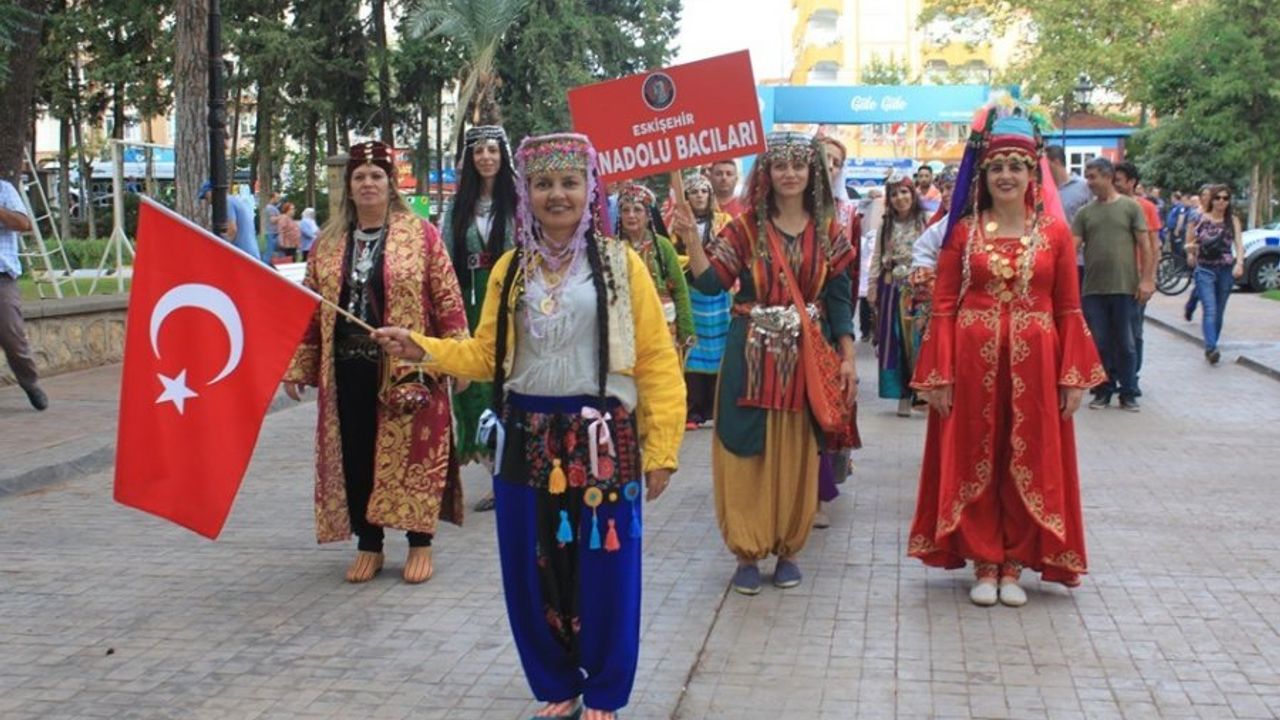 Geleneksel Yörük  Düğününü Eskişehir  ekibi sahneledi