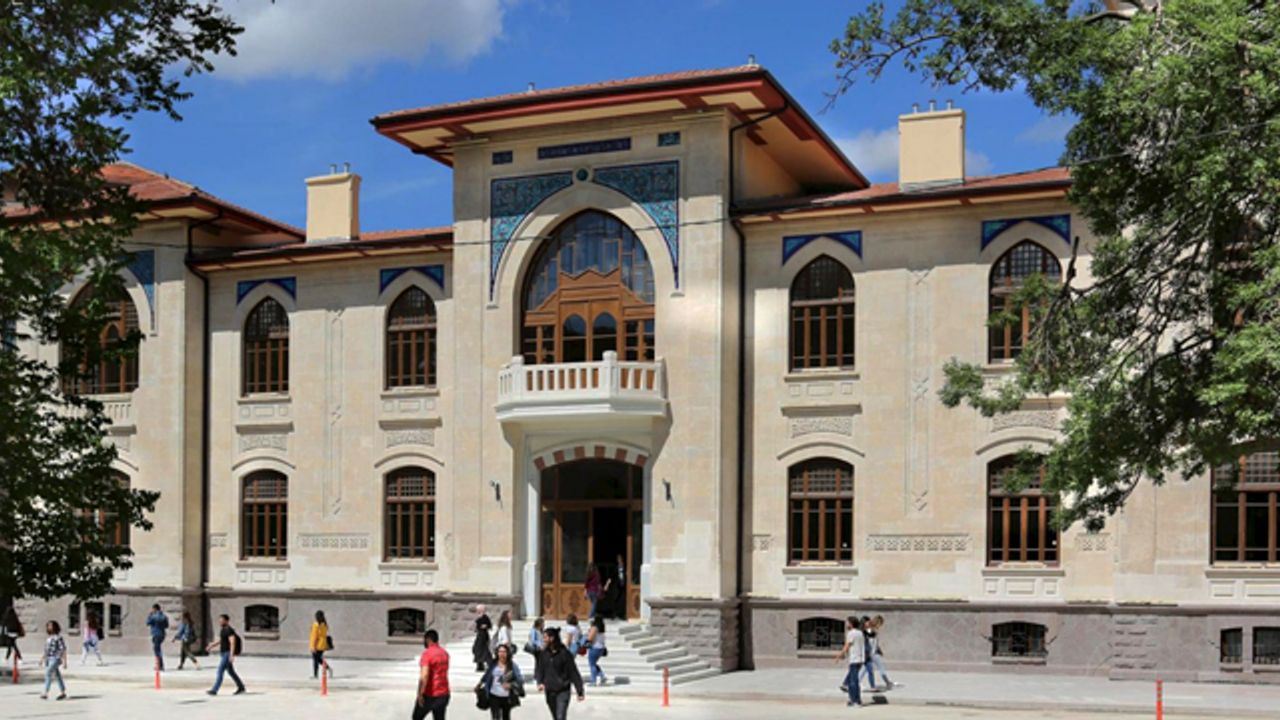 Ankara Sosyal Bilimler Üniversitesi 7 öğretim üyesi alıyor