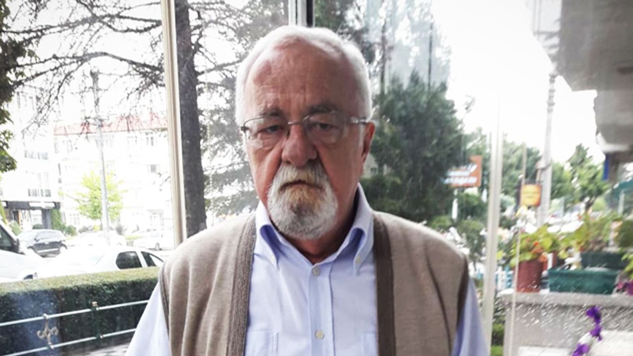 Ahmet Atuk vefat etti                
