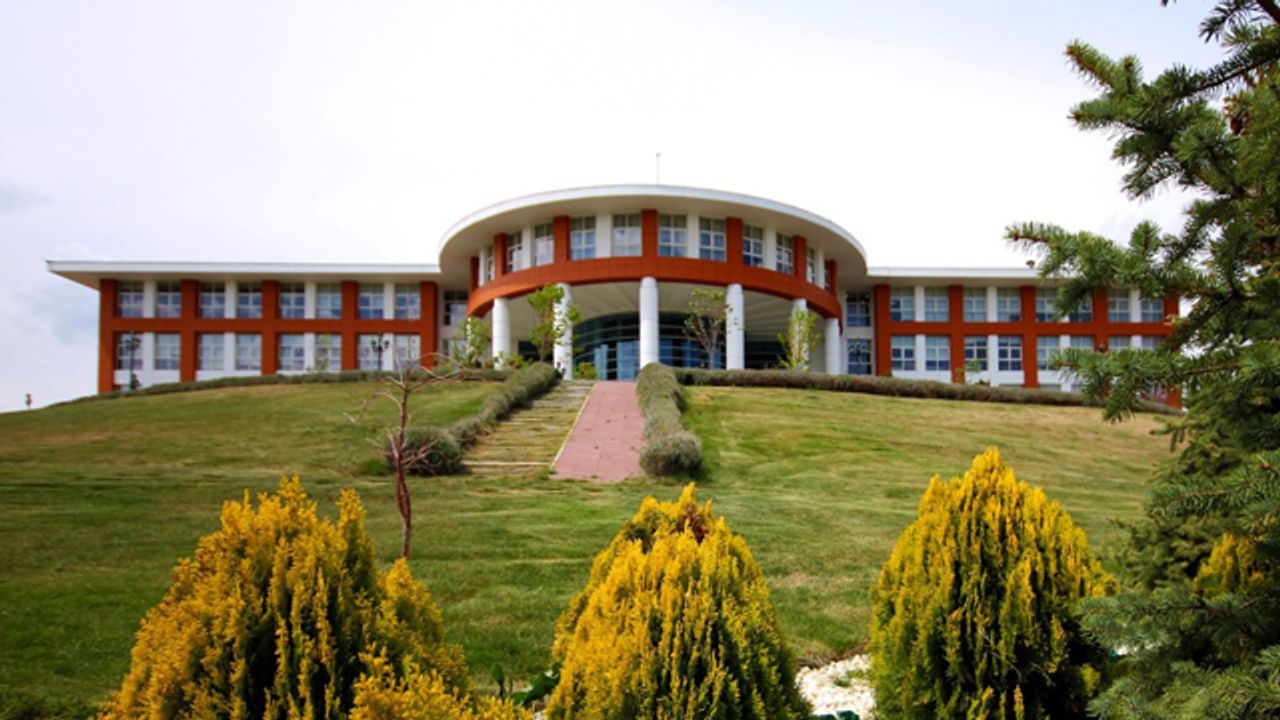 Atılım Üniversitesi 15 Öğretim Elemanı alıyor