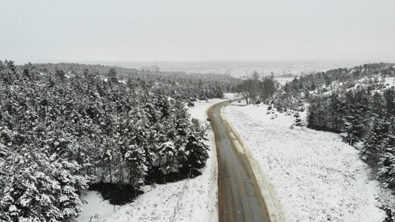 Eskişehir Kent Ormanı’ndan doyumsuz kış manzaraları
