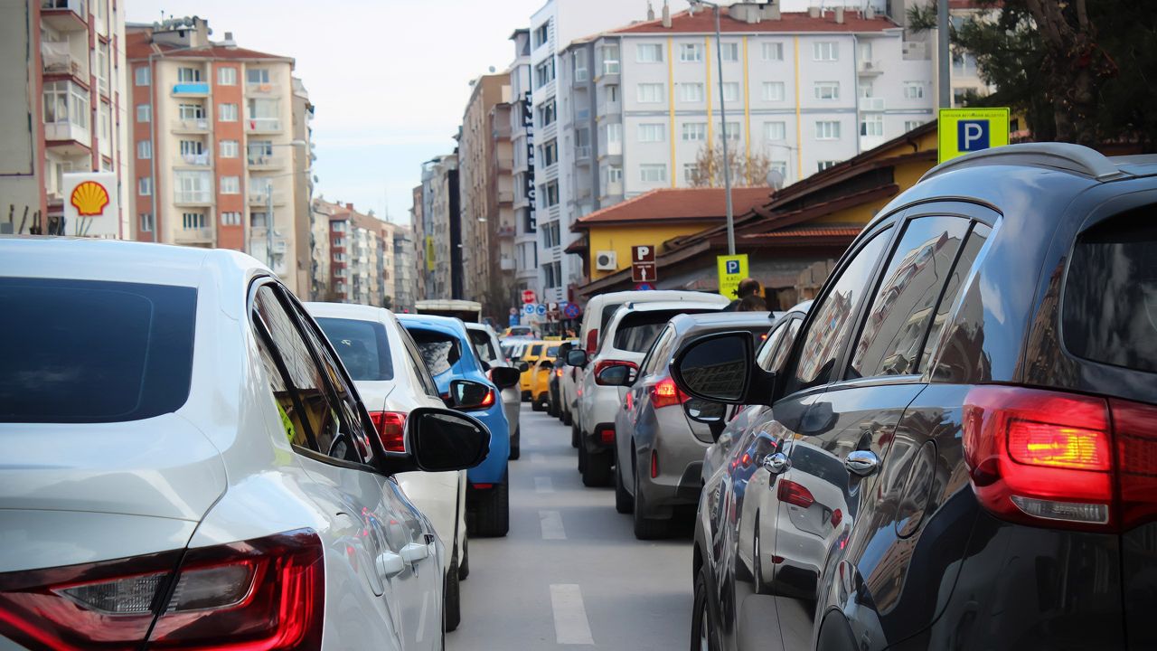 Eskişehir'deki araç sayısı artmaya devam ediyor