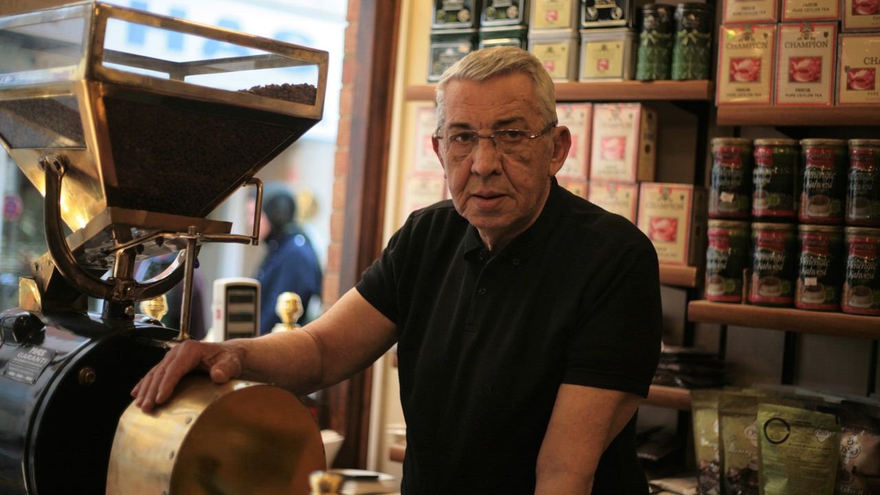 40 yıllık hatır için 77 senedir kahve satıyorlar