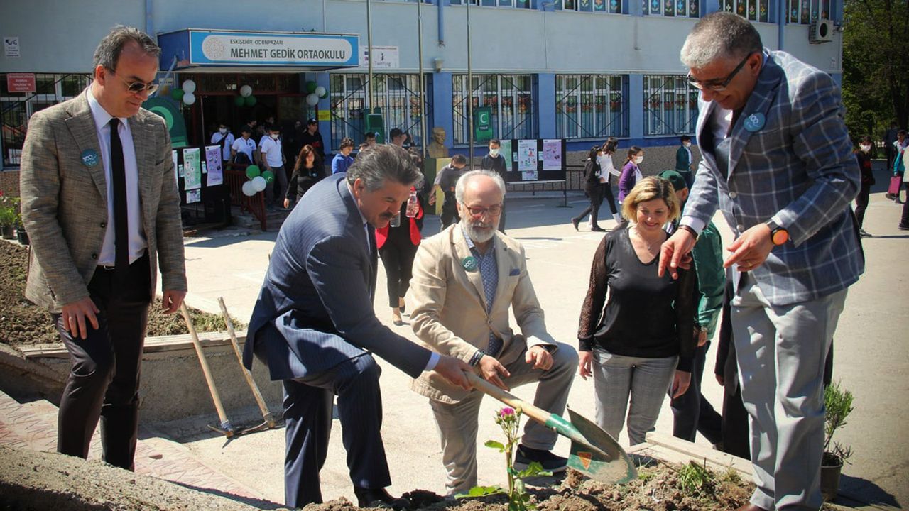 Eskişehir Mehmet Gedik Ortaokulu’nda ‘Türkiye Bağımlılıkla Mücadele Programı’ etkinliği