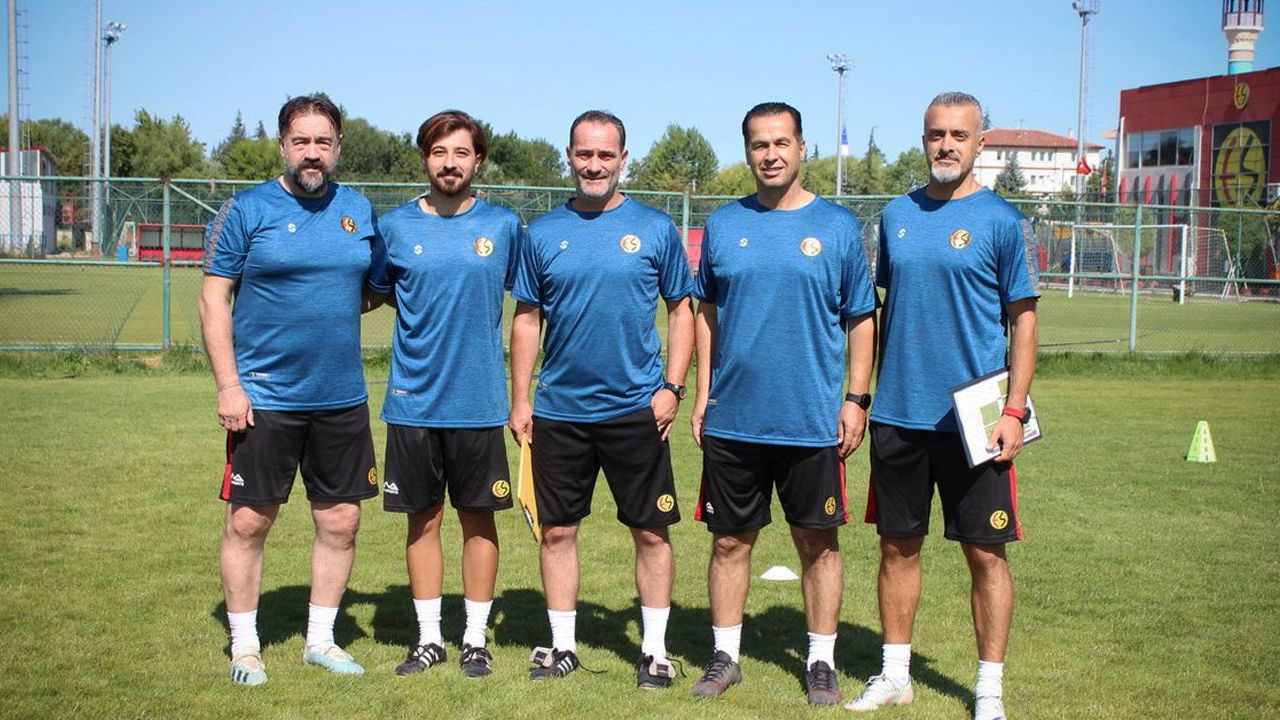 Eskişehirspor'da teknik ekip belli oldu