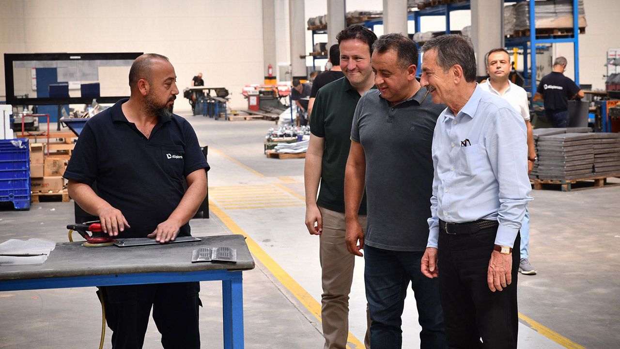 Başkan Ataç’tan fabrika ziyareti