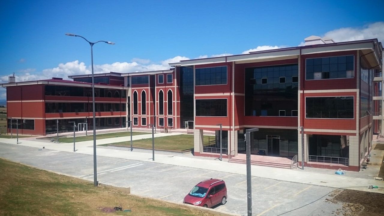 Kastamonu Üniversitesi 56 Akademik Personel alıyor