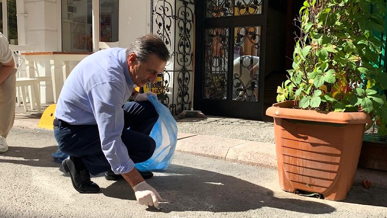 Başkan Ataç, vatandaşlar birlikte çöp topladı