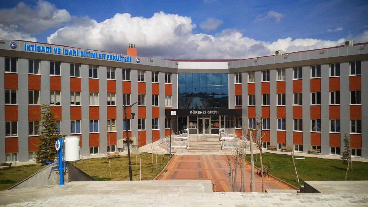 Burdur Mehmet Akif Ersoy Üniversitesi 6 Öğretim Görevlisi alıyor