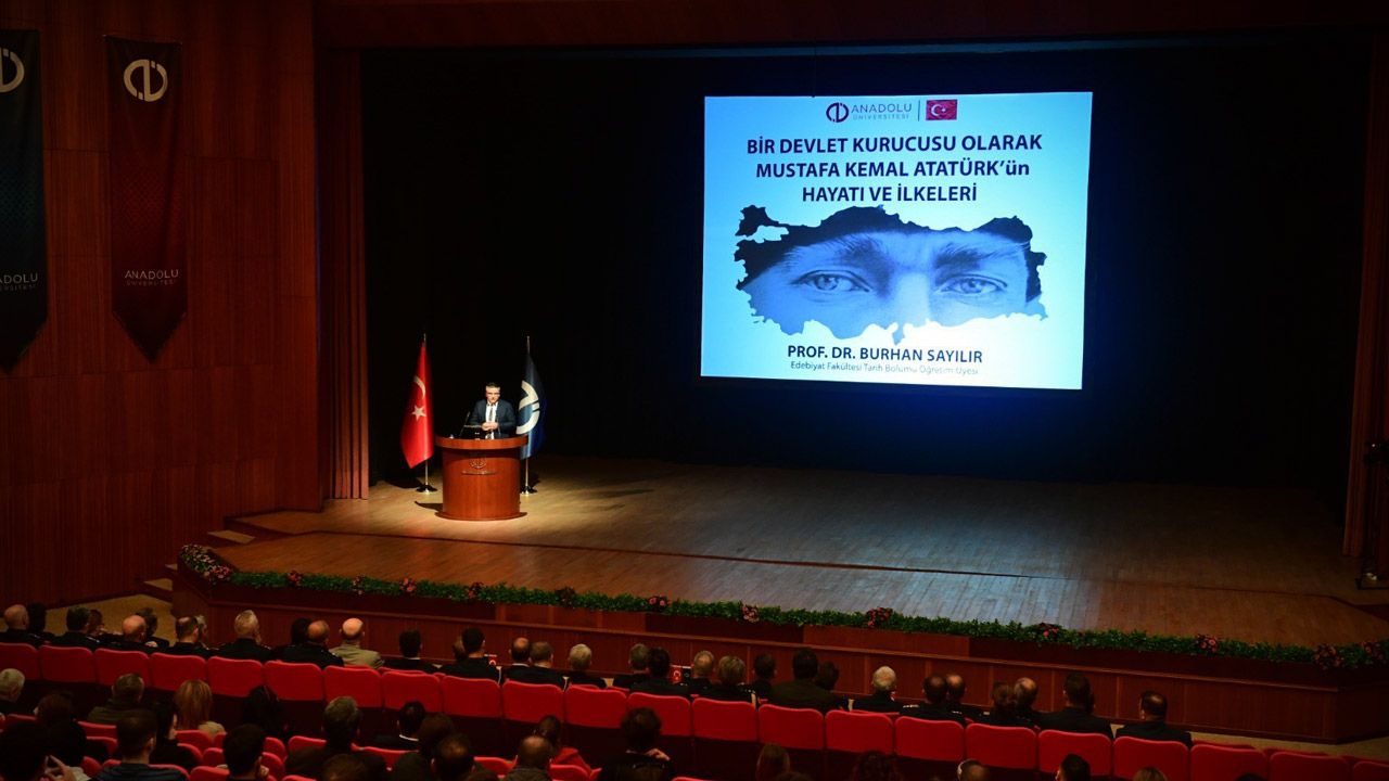 Anadolu Üniversitesi’nde Atatürk'ü anma töreni düzenlendi