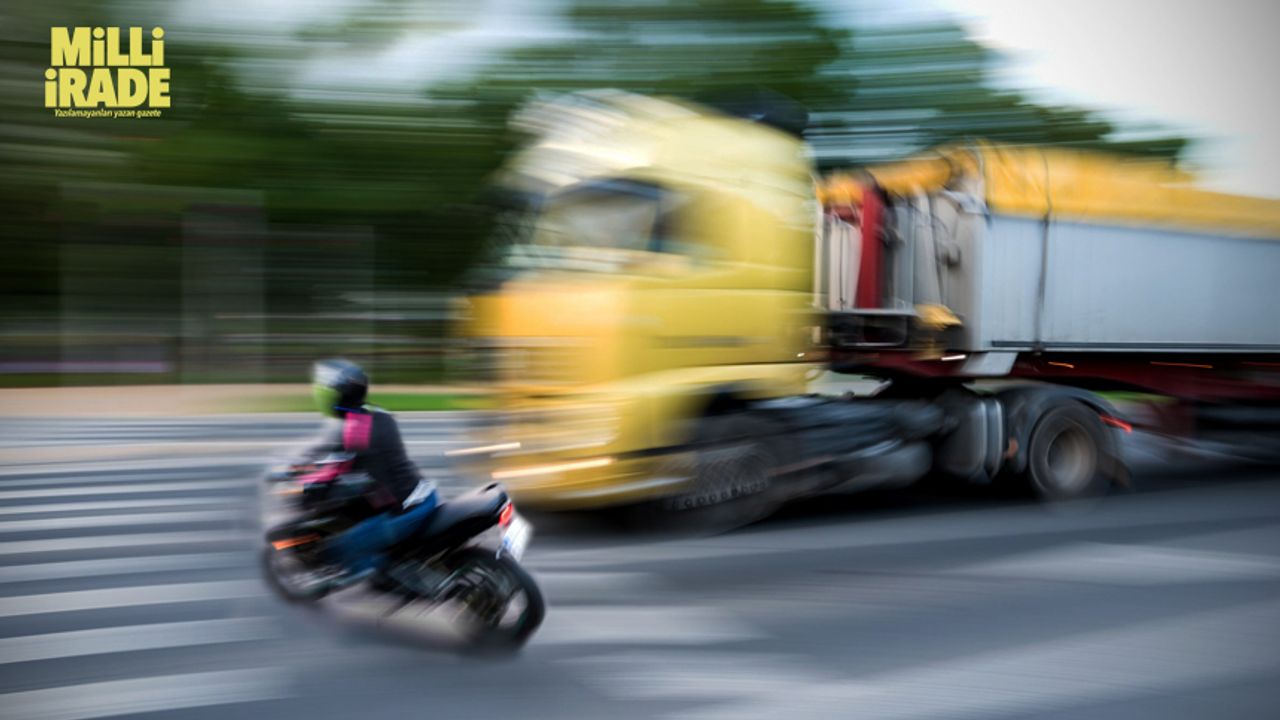 Eskişehir’de motosikletli kurye kazası