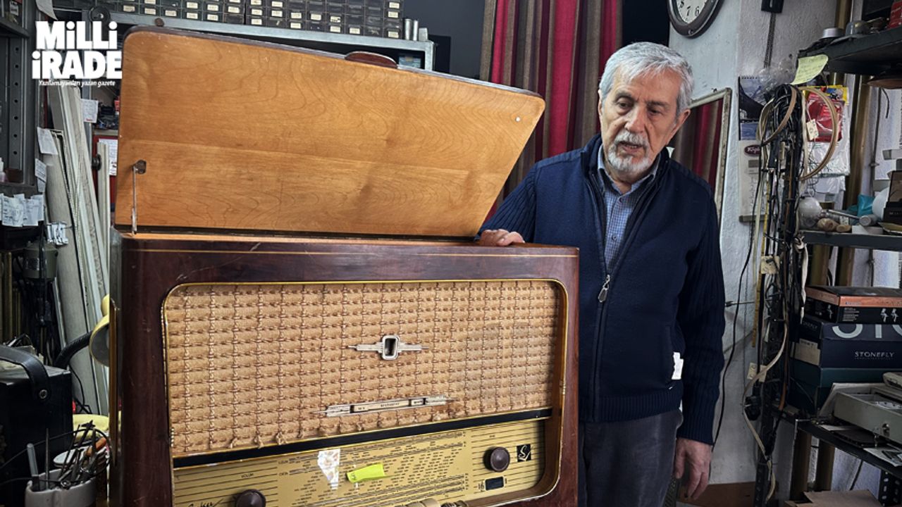 İnsanlar antika radyo tamiri yerine sıfır radyoya yöneliyor