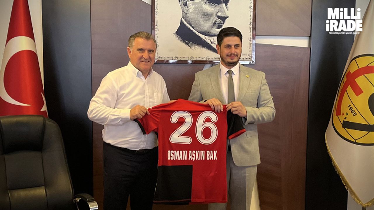 Bakan Bak: “Eskişehirspor'un eski günlere dönmesi için destek vereceğiz”