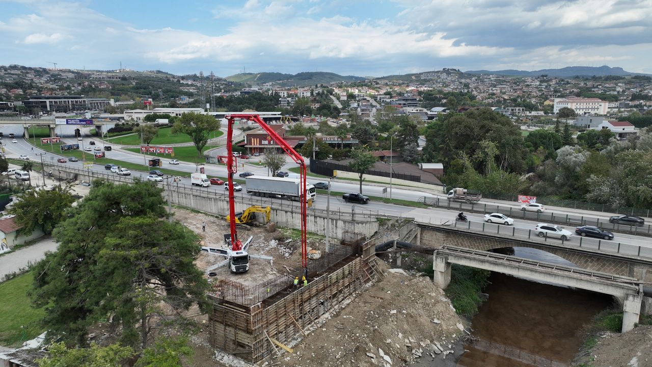 Bursa-Mudanya trafiği nefes alıyor