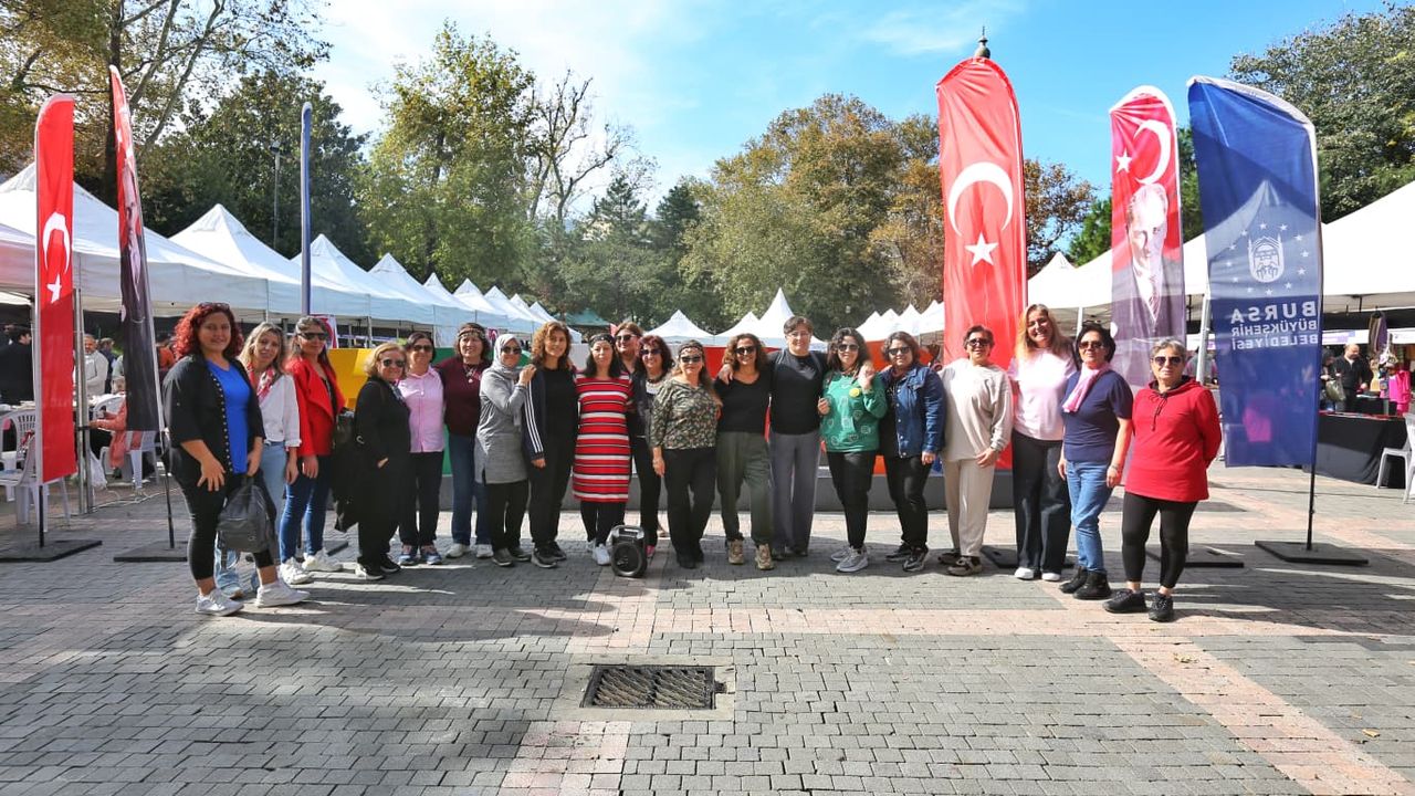 Heykel'de 'Meydan Kadınların'