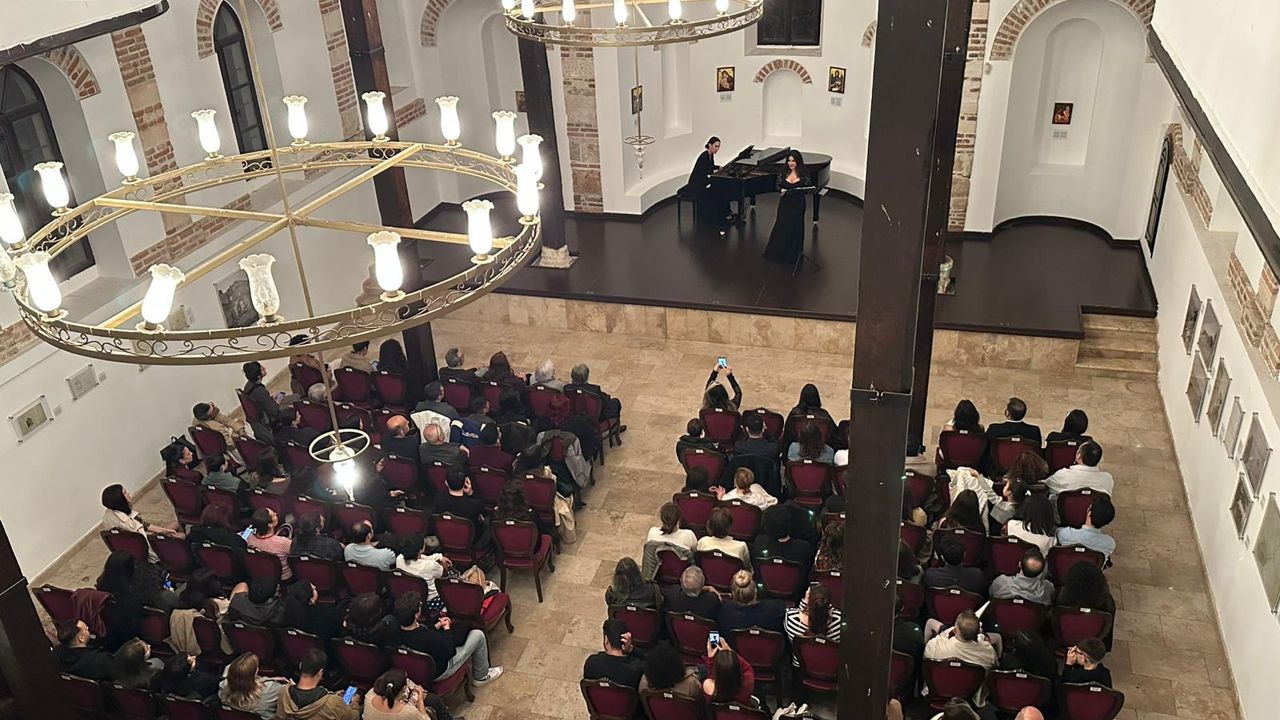 Aziz Panteleimon Kilisesi’nde büyüleyici "Güz Resitali”