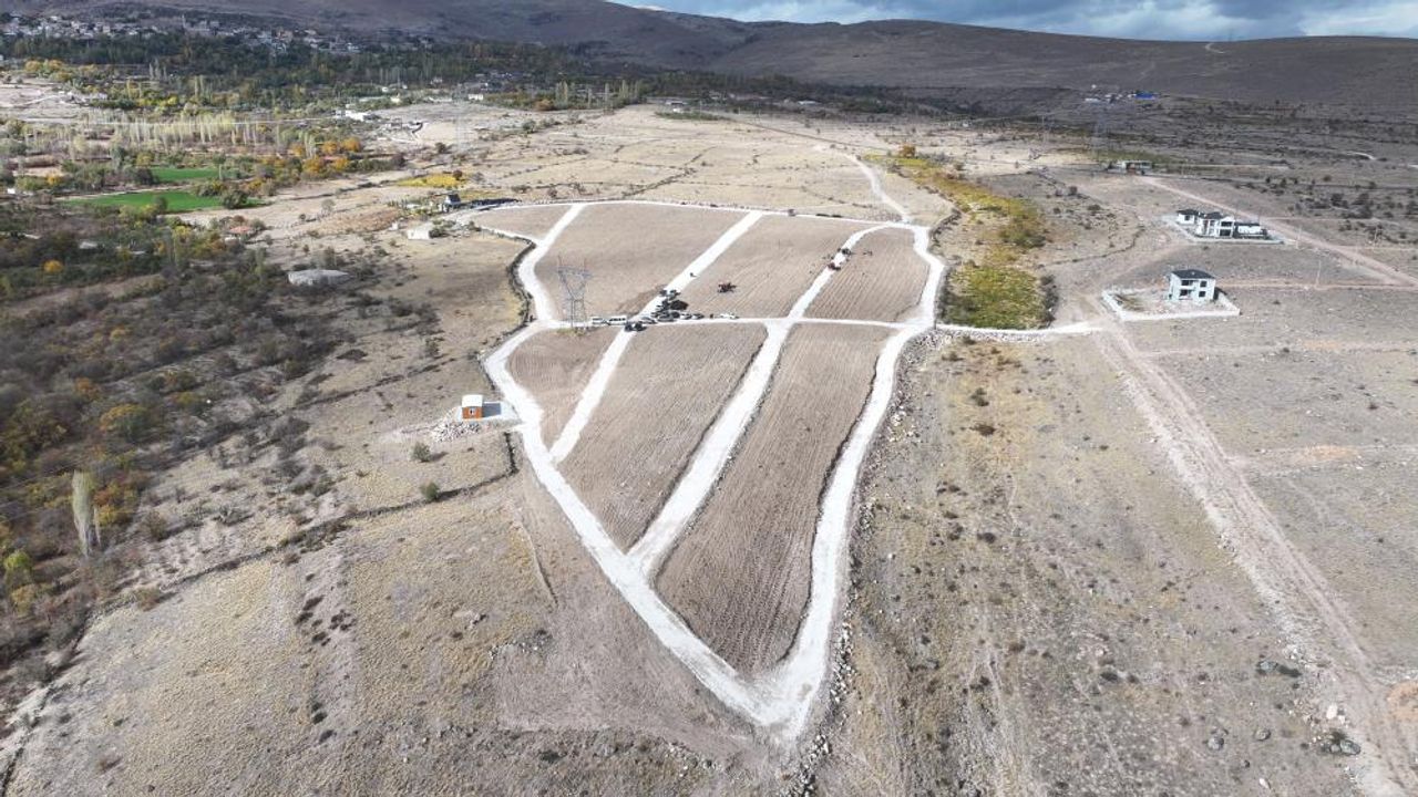 Tarıma elverişli olmayan araziler üretime kazandırılıyor