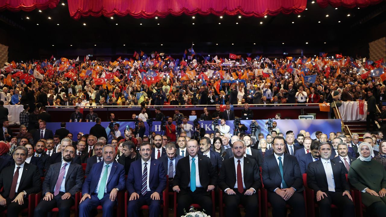 "Türkiye küresel bir güce dönüşüyor"