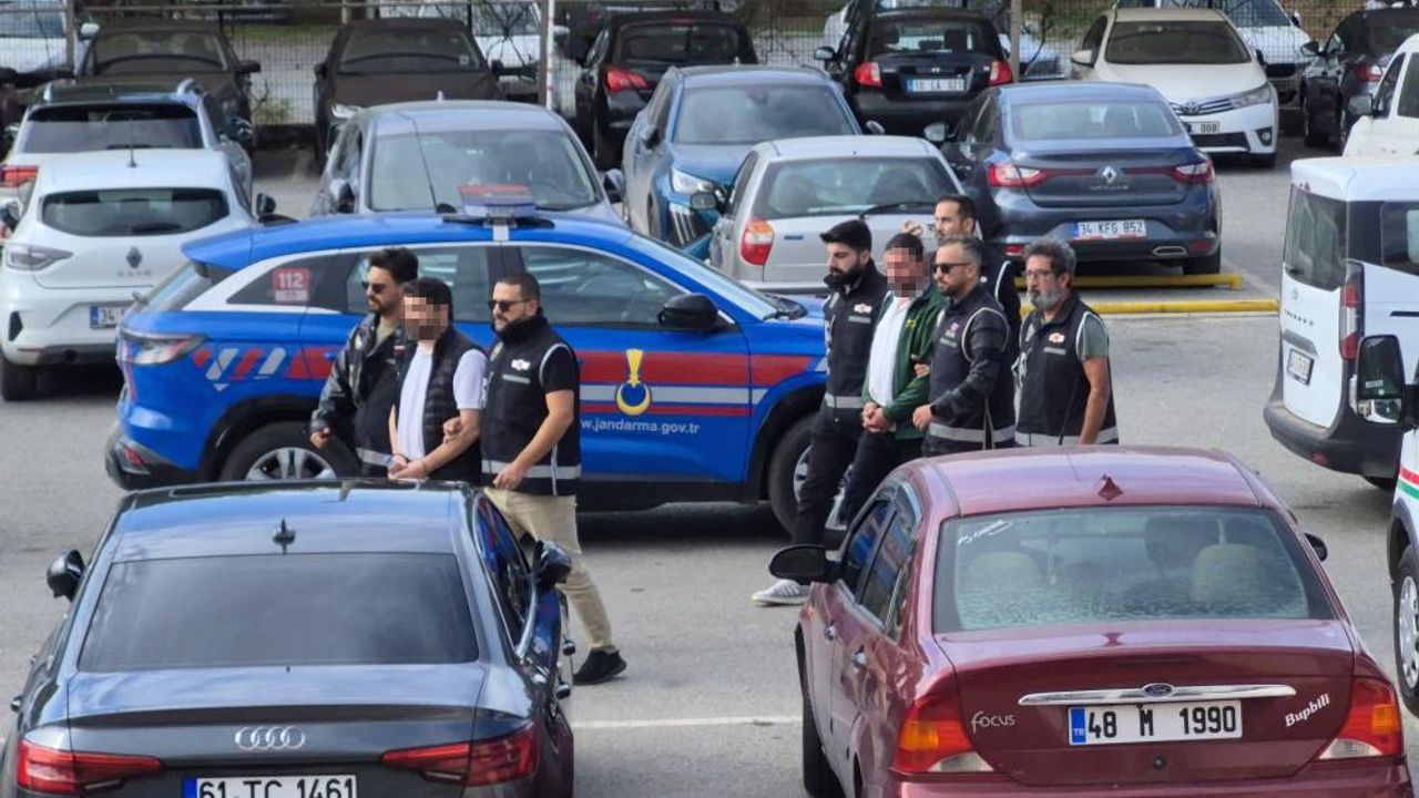 Bodrum'da rüşvet operasyonu: İki şüpheli adliyeye sevk edildi