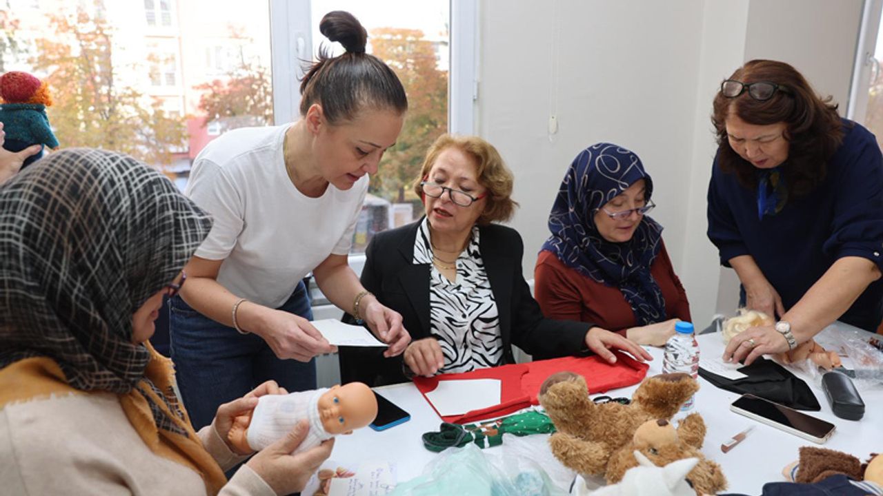 Atık oyuncaklar yeniden hayat buluyor
