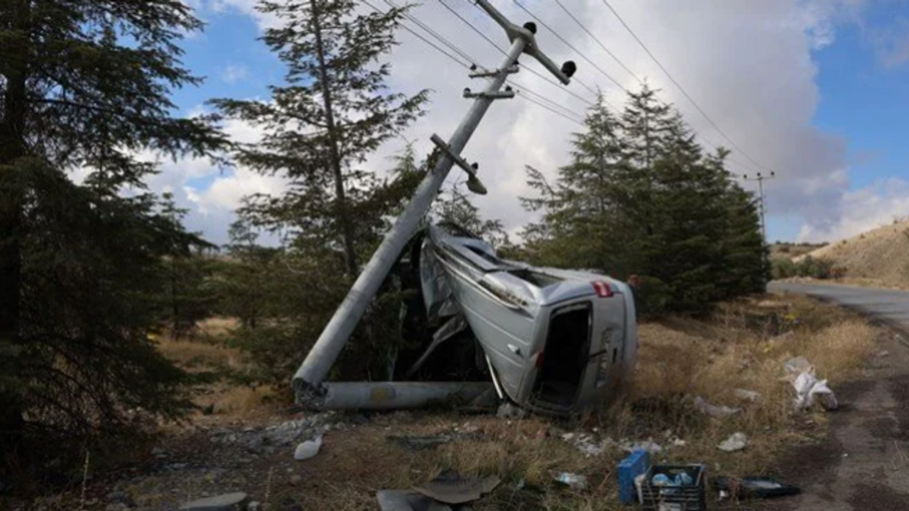 Tamir için getirilen araçla kaza yapan çırak yaralandı