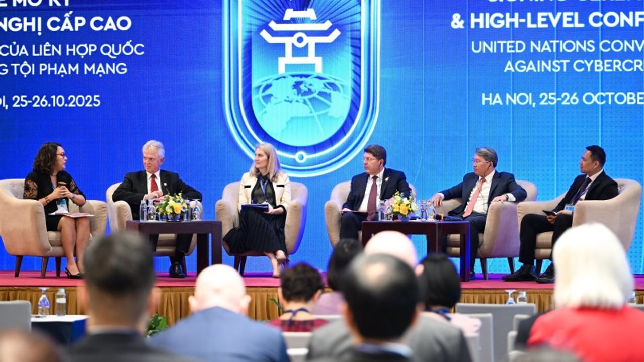 Adalet Bakanı Tunç Vietnam’da konuştu