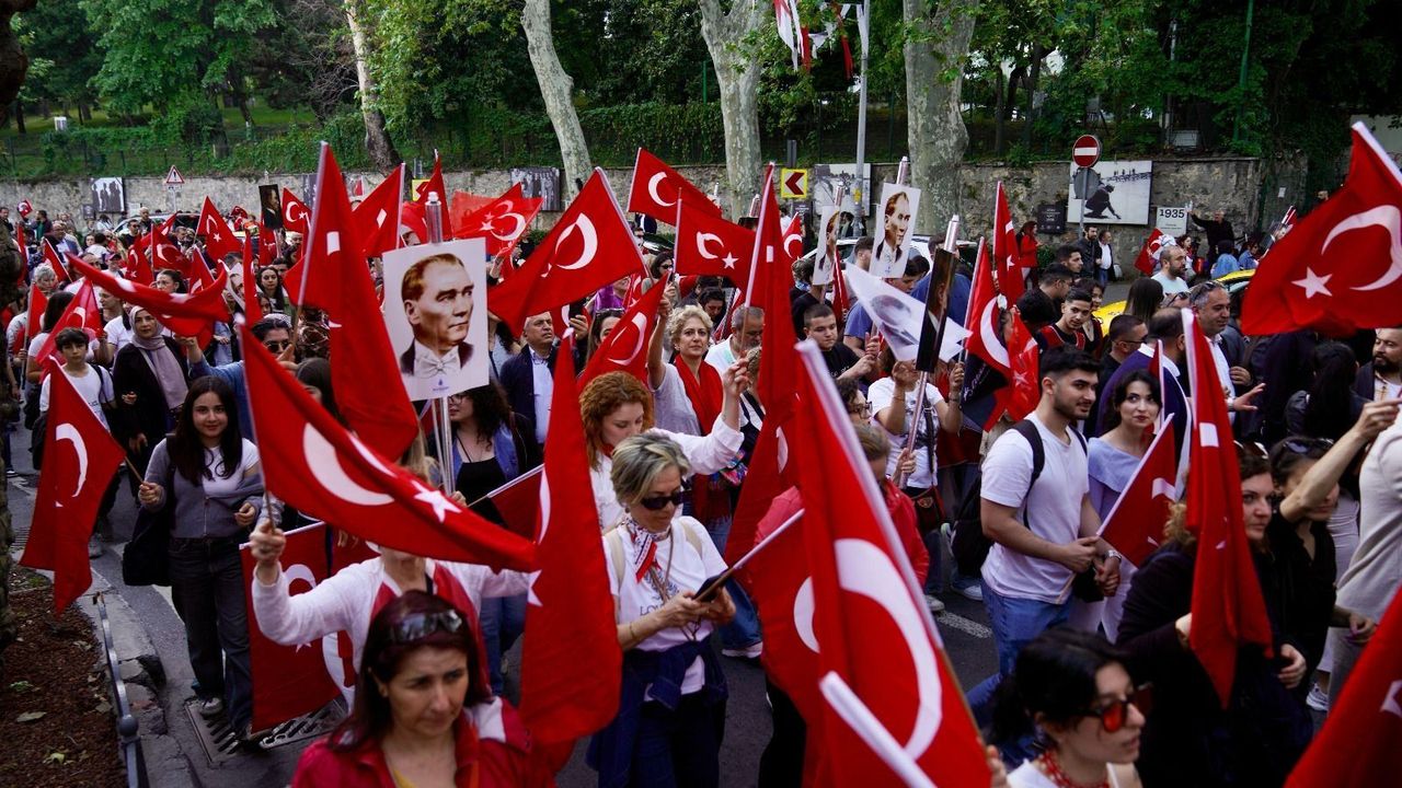 İBB'DEN 29 EKİM COŞKUSUNA ÖZEL DEV PROGRAM