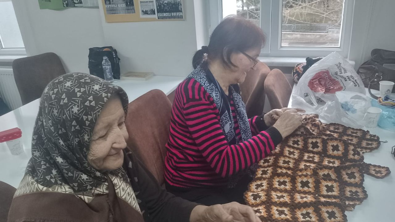 Koca Çınar’ın emekleri çocuklara umut oldu