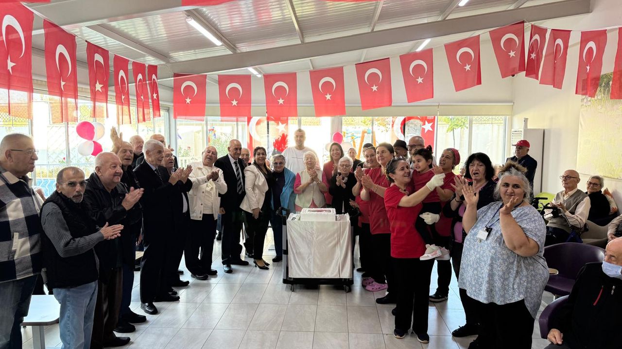 Nilüfer’in büyüklerinden Cumhuriyet Bayramı’nda coşkulu kutlama