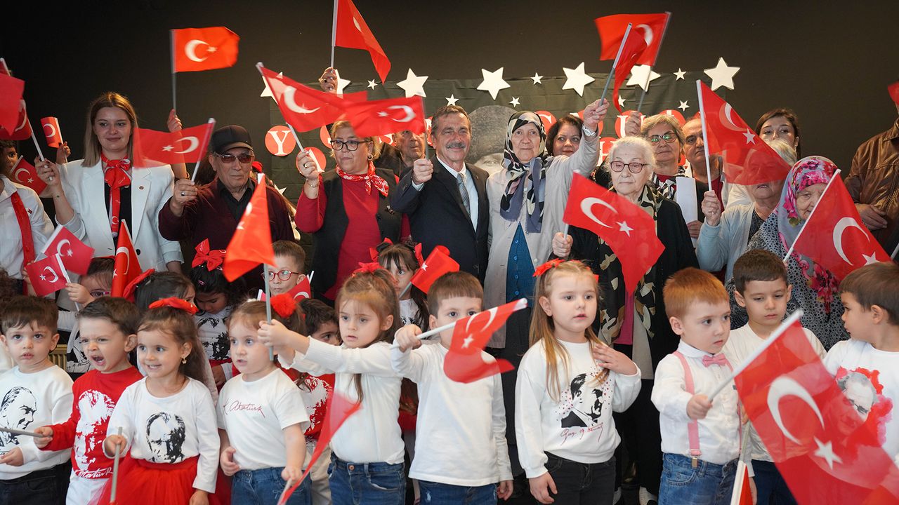 Miniklerden Cumhuriyet Bayramı coşkusu