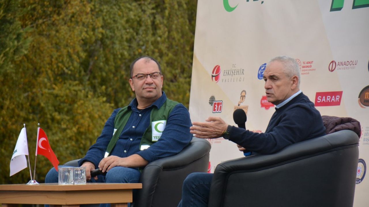 Yeşil Sahne’de Rıza Çalımbay Öğrencilerle Buluştu
