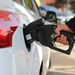 Benzine Yeni Zam Geldi