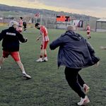 Maç sonunda saha içi bir anda ringe döndü