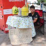 14 Yaşındaki Buğra Limonata Satıp Asgari Ücretin Üç Katını Kazandı