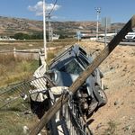 Virajı Alamayan Araç Refüje Devrildi: 1'i Ağır 3 Yaralı