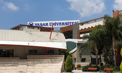 Yaşar Üniversitesi 8 Öğretim Elemanı alıyor
