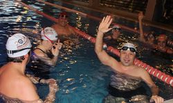 Veteran yüzücüler “sağlıklı yaşam” mottoları ile kulaç atıyor