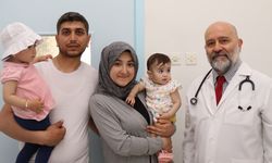 10 aylık Beren Nisa bebek laparoskopiyle sağlığına kavuştu (VİDEO HABER)