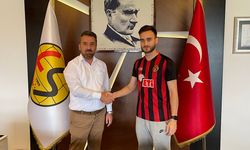 Eskişehirspor Berkay Tanır ile yeni sözleşme imzaladı