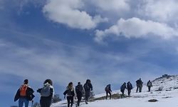 Eskişehir'de karlar altında doğa yürüyüşü