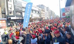 Yüzlerce belediye işçisi eylem yaptı