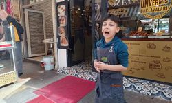 8 yaşındaki tatlıcı görenlerin sevgisini kazanıyor