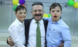 Vali Aksoy Down sendromlu çocuklar ve aileleriyle buluştu