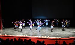 Tepebaşı Belediyesi Halk Dansları Topluluğu’ndan muhteşem gösteri