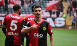 Eskişehirspor'da Ahmet Sezer sezonu kapattı