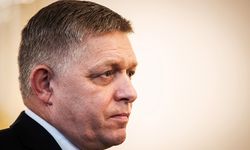 Saldırıya uğrayan Slovakya Başbakanı'nın hayati tehlikesi bulunuyor