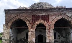 Tarihi cami bir an önce restore edilmeli